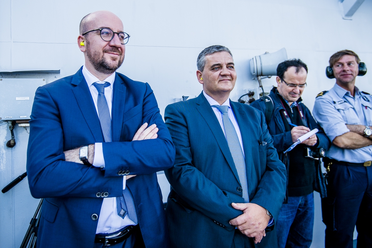 Bezoek F930 Leopold I van Premier en minister van Defensie