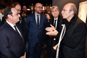 Karikaturisten-Ausstellung in Molenbeek mit François Hollande