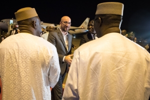 Bamako: ontvangst en onderhoud met eerste minister Abdoulaye Idrissa MAIGA.