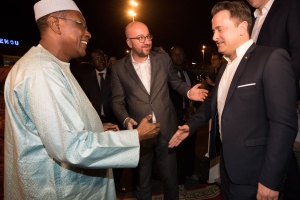 Ontvangst en onderhoud met eerste minister Abdoulaye Idrissa MAIGA.