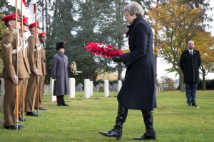 visite du cimetière St-Symphorien en présence de S.E.M. Theresa May, Premier ministre du Royaume-Uni. 