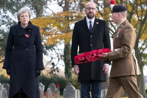 Visite du cimetière St-Symphorien en présence de S.E.M. Theresa May, Premier ministre du Royaume-Uni 