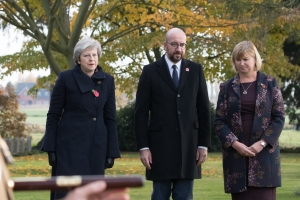 Visite du cimetière St-Symphorien en présence de S.E.M. Theresa May, Premier ministre du Royaume-Uni 